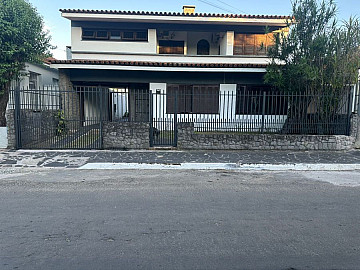 Sobrado - Venda - Centro - S�o Gabriel - RS